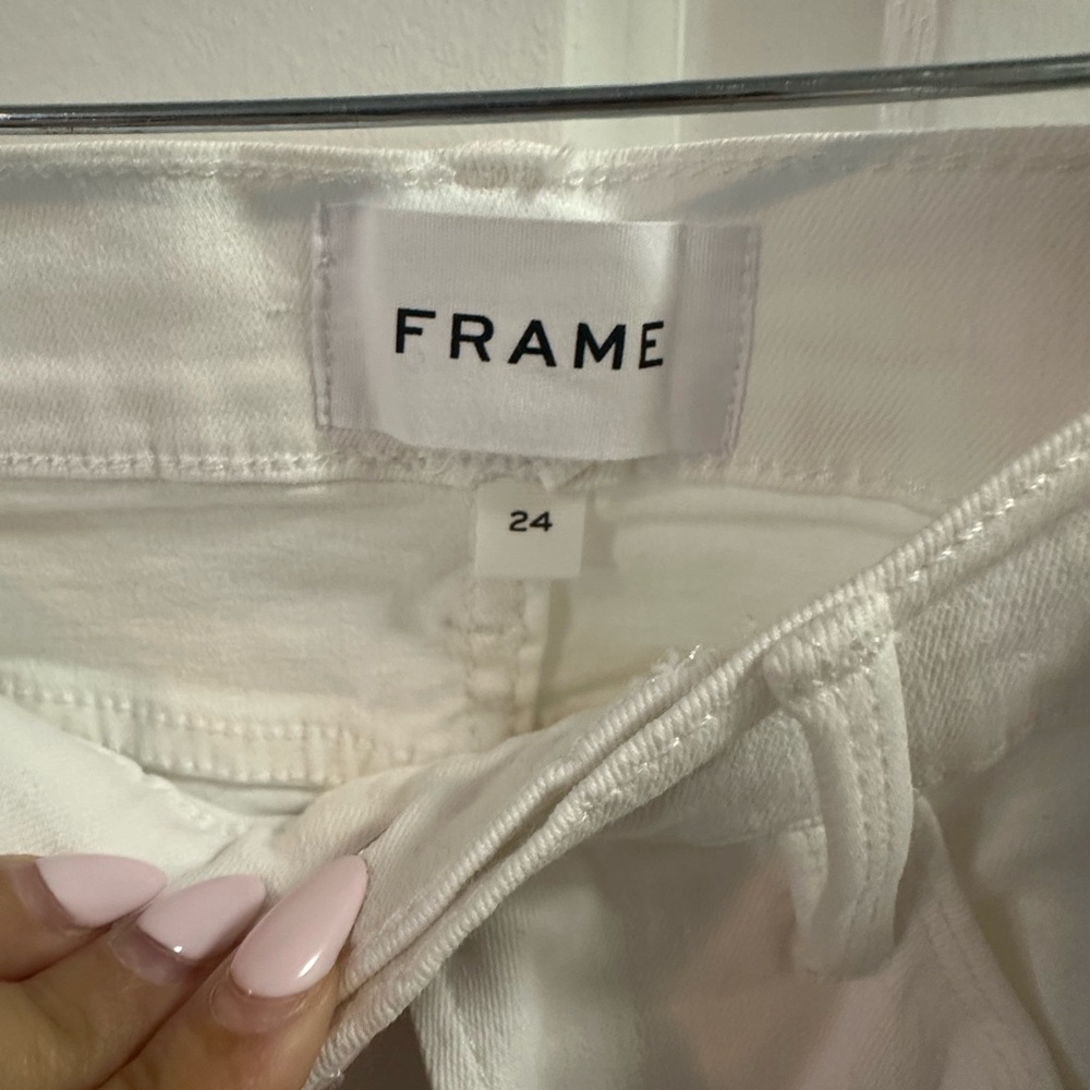 Frame Denim Le High Flare in White - Picture 5 of 6